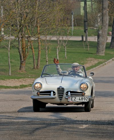 Alfa Romeo Giulietta Spider Close To become a member of the Latvian Alfa